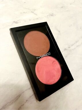 MAC Prism Lovecloud Blush Duo Palette Cosmetics Satin Matte Pink Nude Soft Blur